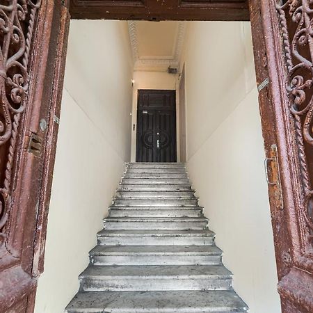 אודסה Nice Apartment In The City Center מראה חיצוני תמונה
