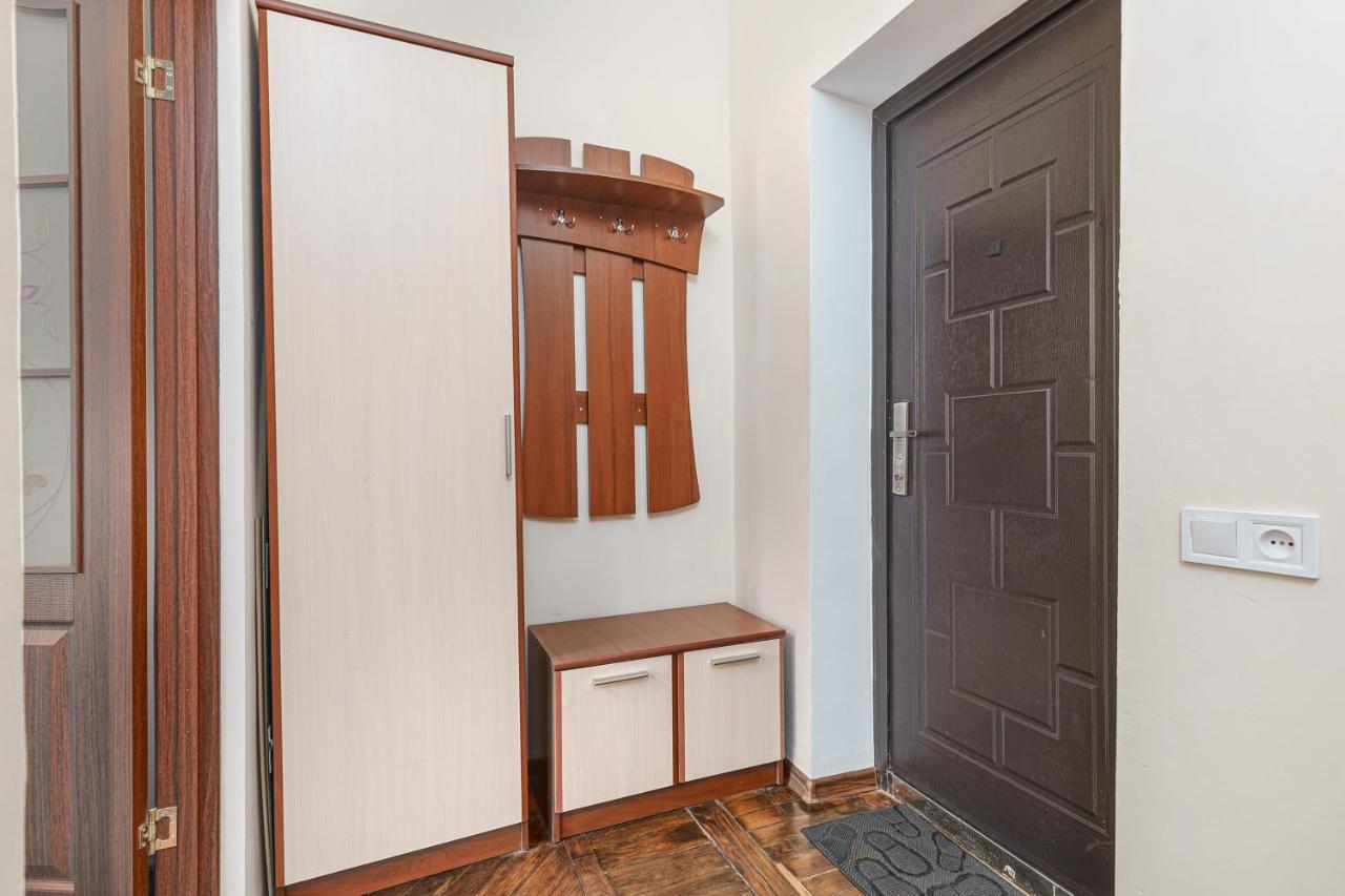 אודסה Nice Apartment In The City Center מראה חיצוני תמונה